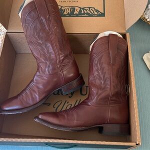 listing-status-banner